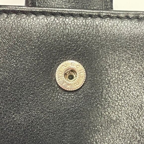 GUCCI Leather Bi-fold Compact Wallet Black - Preowned - Picture 13 of 15